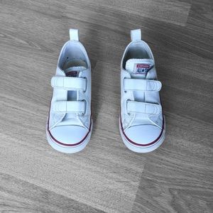 Converse | Toddler Leather Velcro Shoes